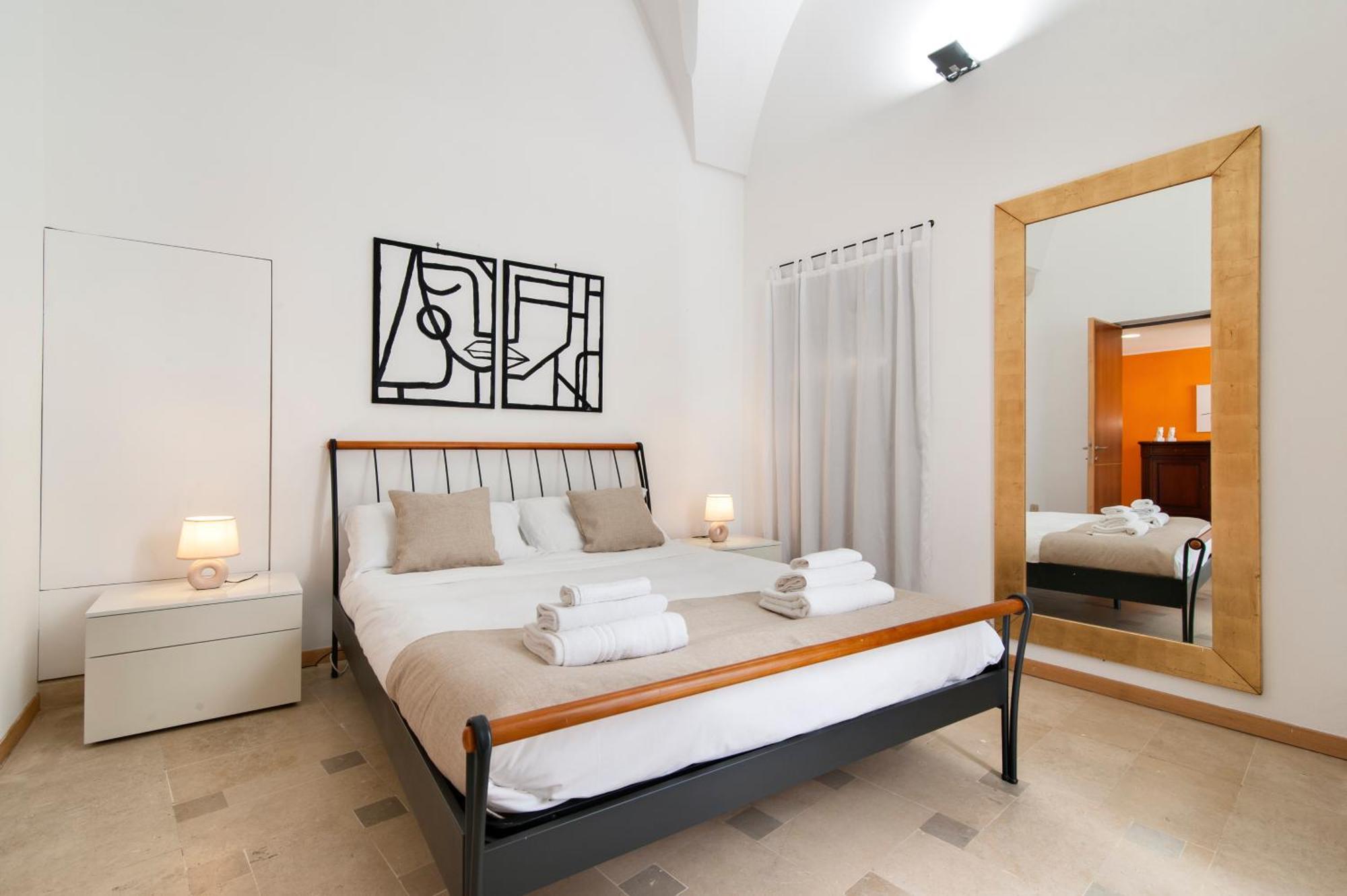 Porta Deuropa Bed and Breakfast Lecce Buitenkant foto