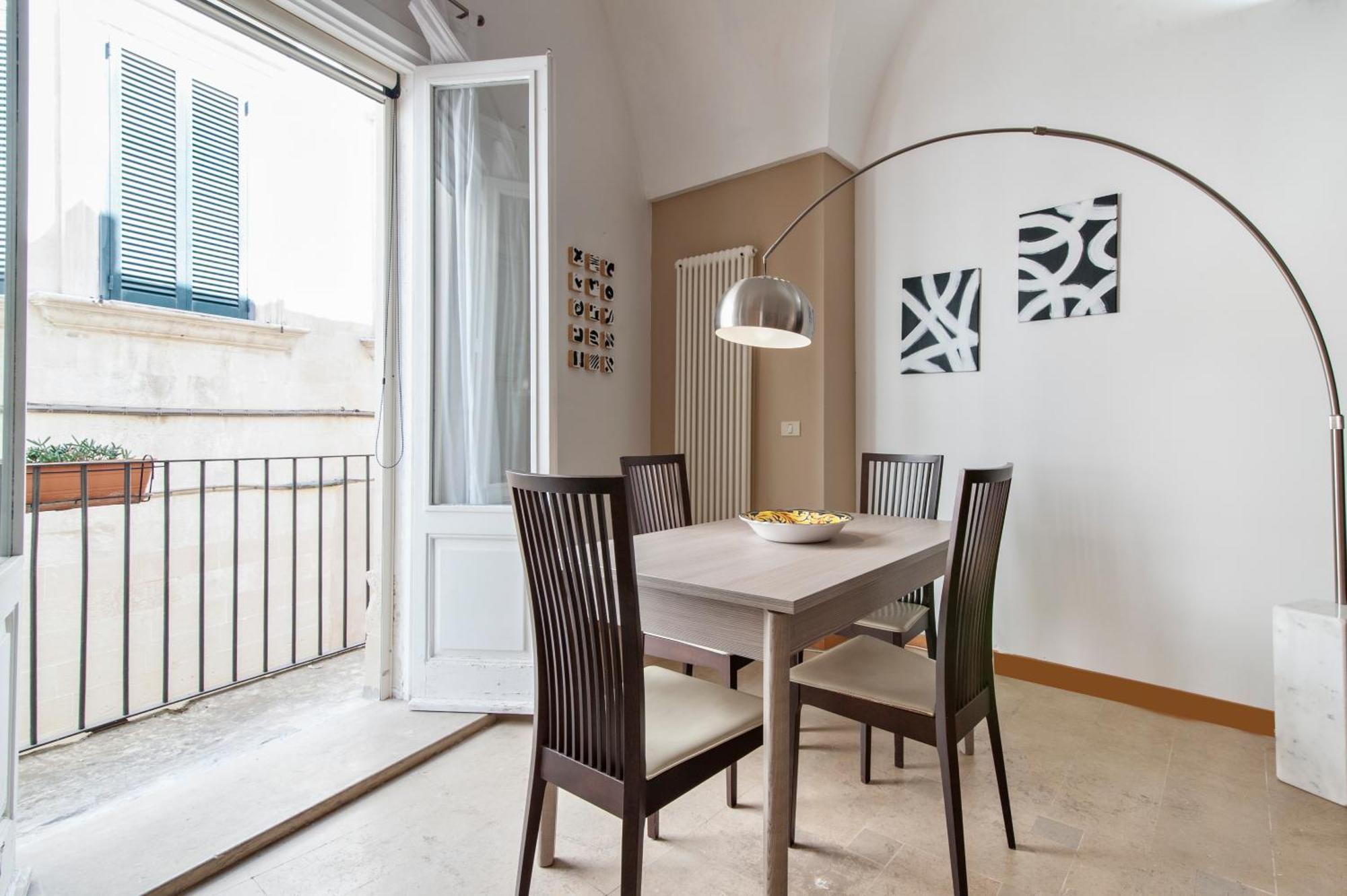 Porta Deuropa Bed and Breakfast Lecce Buitenkant foto