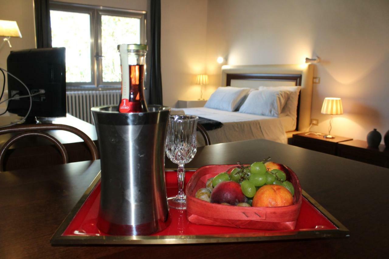 Porta Deuropa Bed and Breakfast Lecce Buitenkant foto