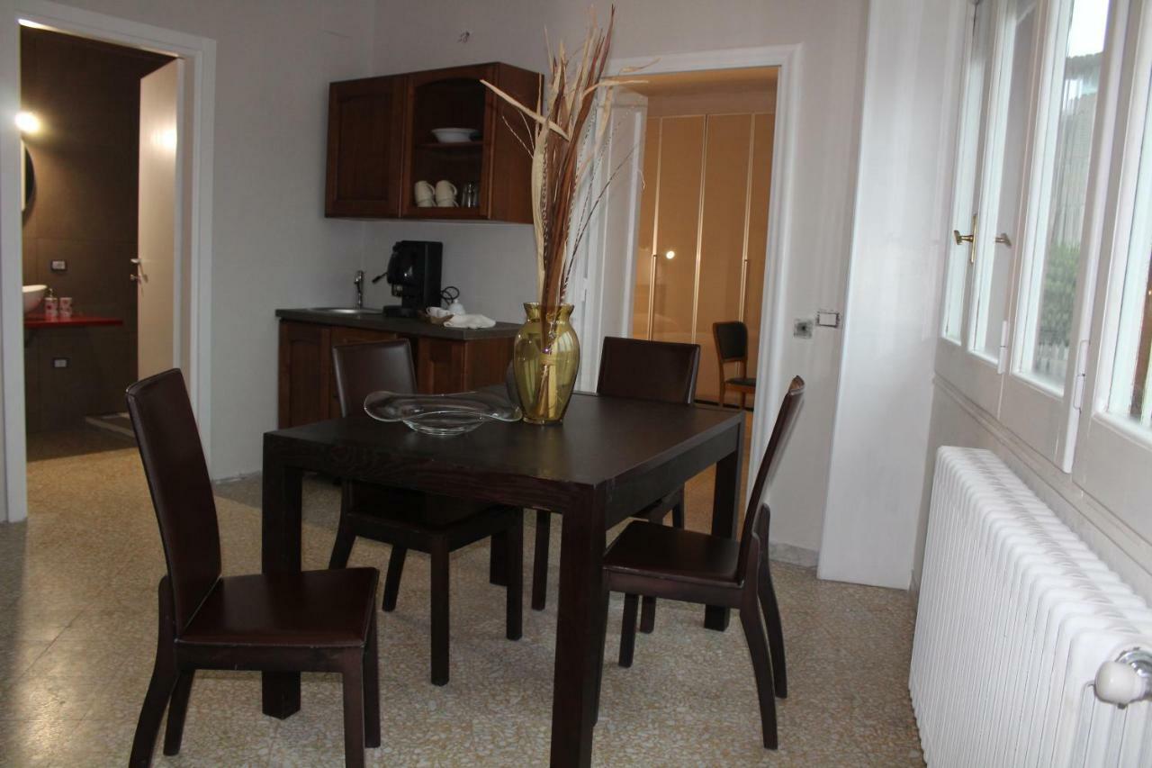Porta Deuropa Bed and Breakfast Lecce Buitenkant foto