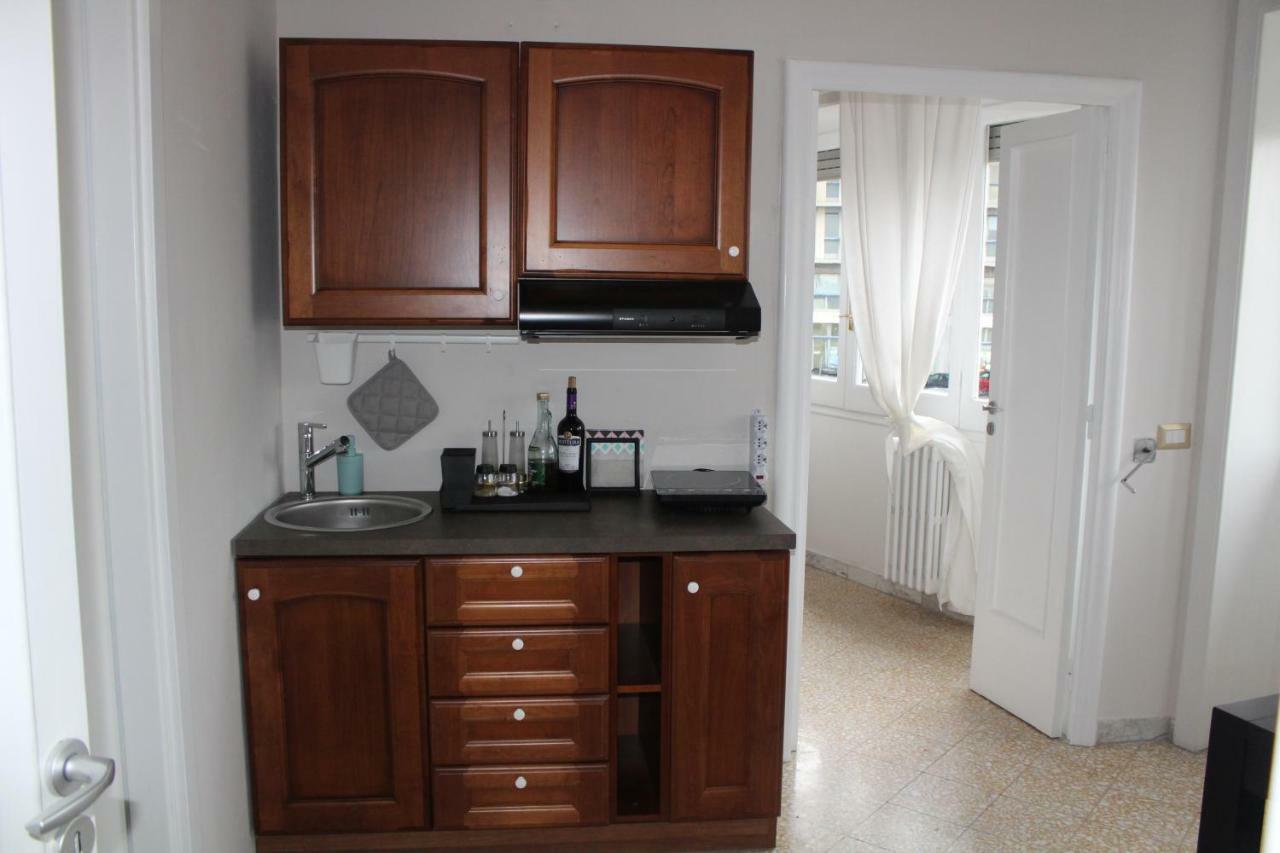 Porta Deuropa Bed and Breakfast Lecce Buitenkant foto